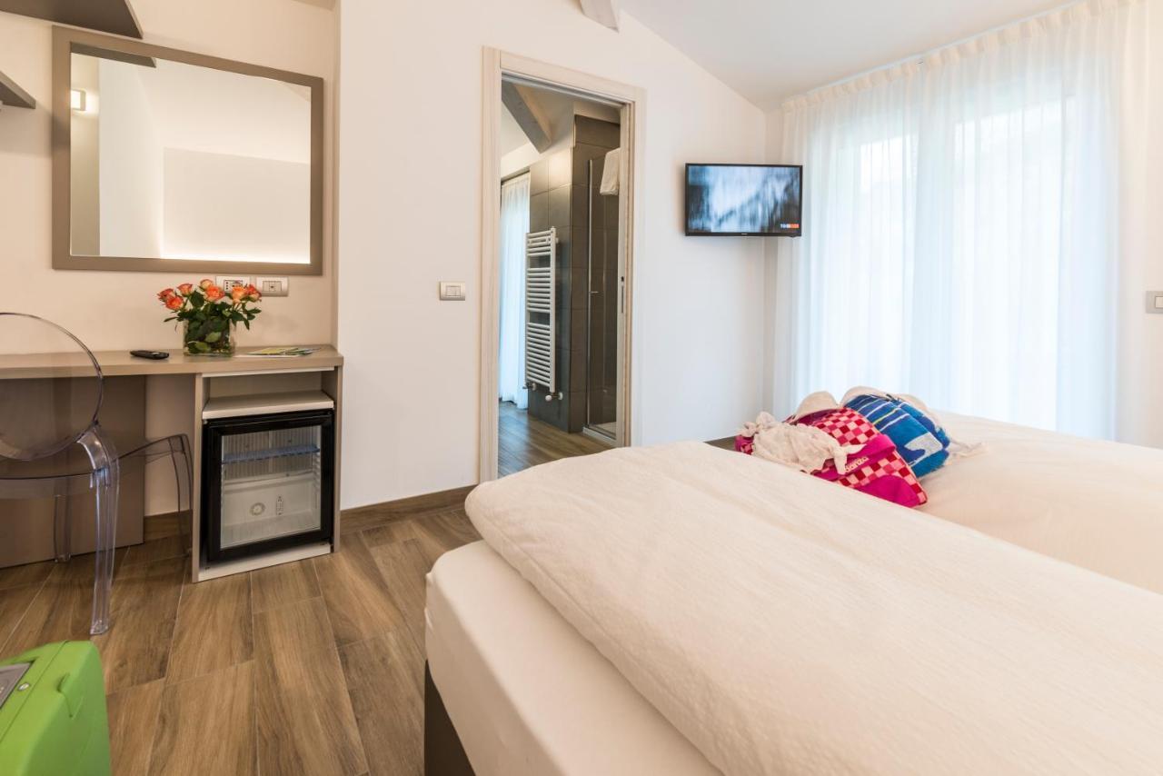 Albergo Garni Francesco Torbole Sul Garda Zewnętrze zdjęcie