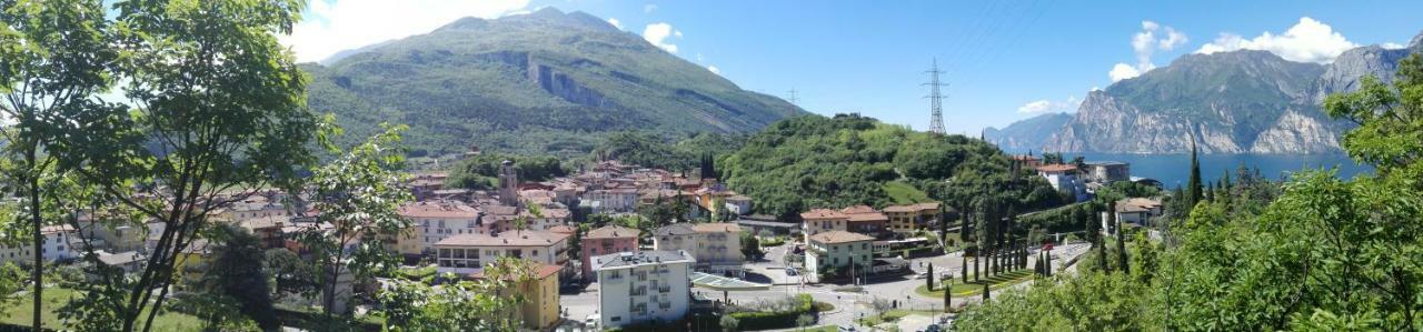 Albergo Garni Francesco Torbole Sul Garda Zewnętrze zdjęcie